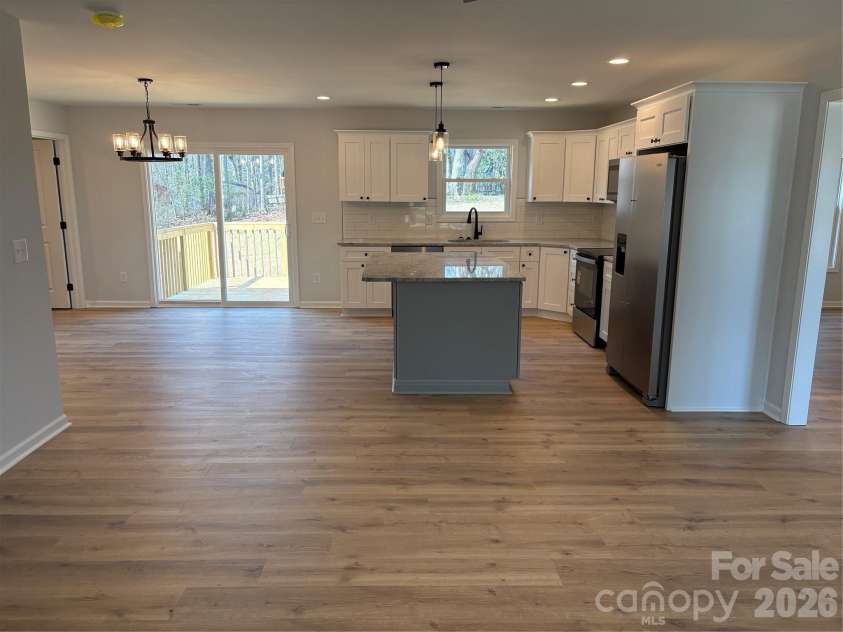 326 Greenbriar Road, Statesville, NC 28625.  MLS# CAR4352266, YatesRealty ID 3100. 