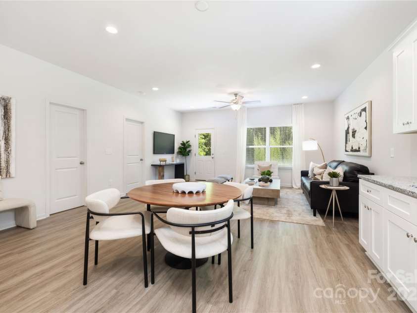 1707 Warren Avenue, Gastonia, NC 28054.  MLS# CAR4270401, YatesRealty ID 31000. Representation