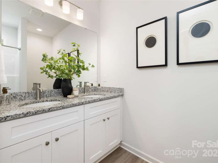 1707 Warren Avenue, Gastonia, NC 28054.  MLS# CAR4270401, YatesRealty ID 31000. Representation