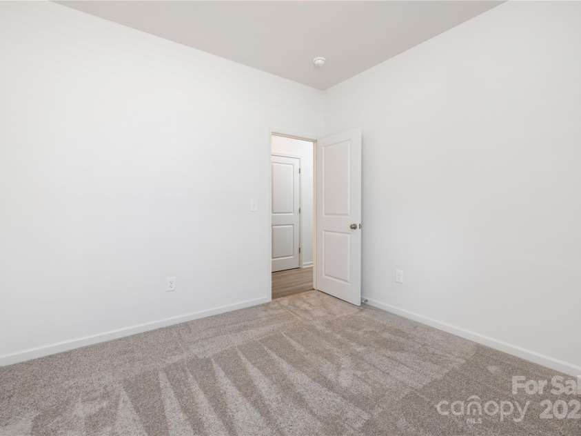 1707 Warren Avenue, Gastonia, NC 28054.  MLS# CAR4270401, YatesRealty ID 31000. Representation