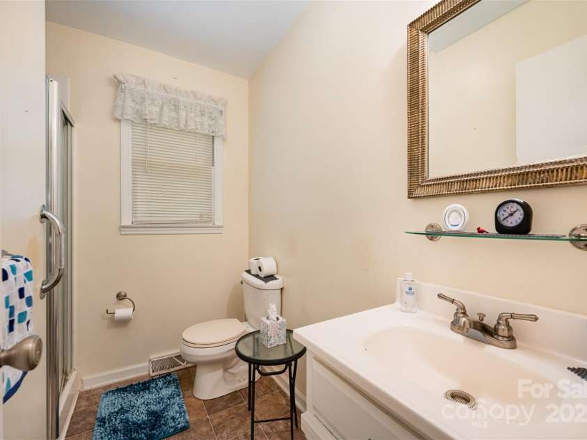 2109 Quail Drive, Concord, NC 28027.  MLS# CAR4272260, YatesRealty ID 31001. 