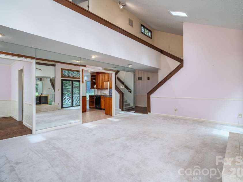 40 Catawba Ridge Road, Clover, SC 29710.  MLS# CAR4393526, YatesRealty ID 31001. 