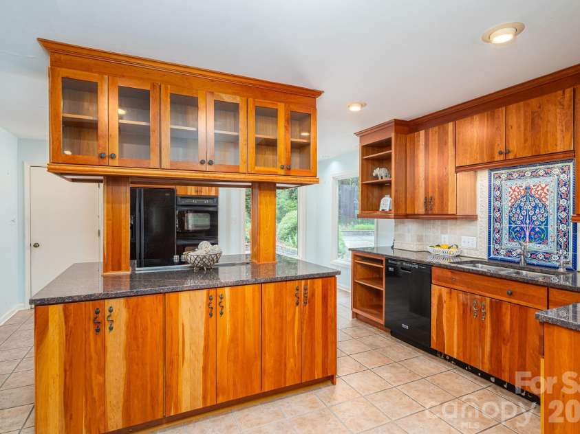 40 Catawba Ridge Road, Clover, SC 29710.  MLS# CAR4393526, YatesRealty ID 31001. 