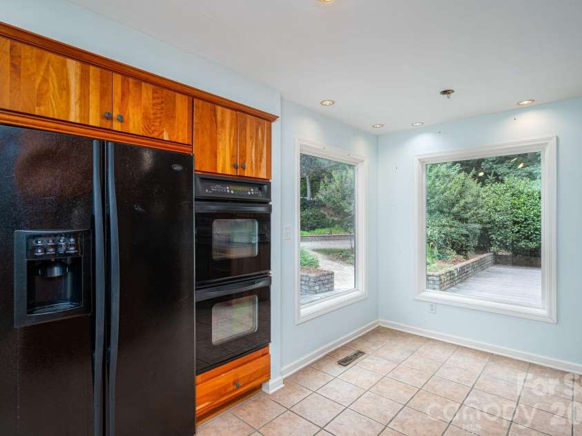 40 Catawba Ridge Road, Clover, SC 29710.  MLS# CAR4393526, YatesRealty ID 31001. 