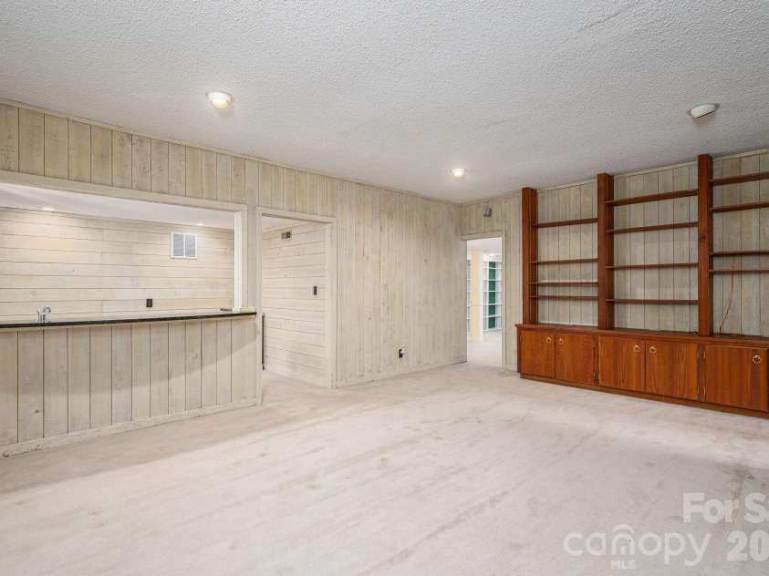 40 Catawba Ridge Road, Clover, SC 29710.  MLS# CAR4393526, YatesRealty ID 31001. 