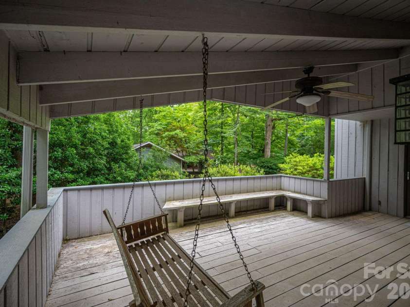 40 Catawba Ridge Road, Clover, SC 29710.  MLS# CAR4393526, YatesRealty ID 31001. 