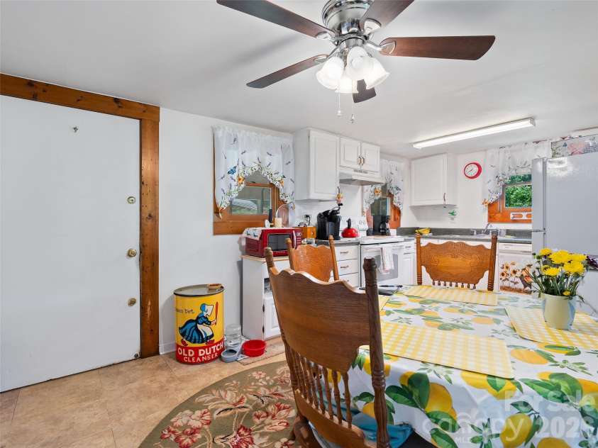 2426 Wesley Creek Road, Clyde, NC 28721.  MLS# CAR4394550, YatesRealty ID 31002. 