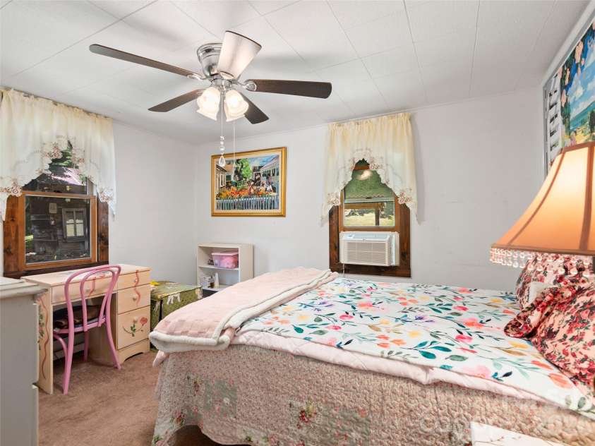 2426 Wesley Creek Road, Clyde, NC 28721.  MLS# CAR4394550, YatesRealty ID 31002. 