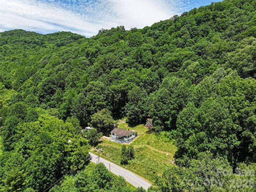 2426 Wesley Creek Road, Clyde, NC 28721.  MLS# CAR4394550, YatesRealty ID 31002. 