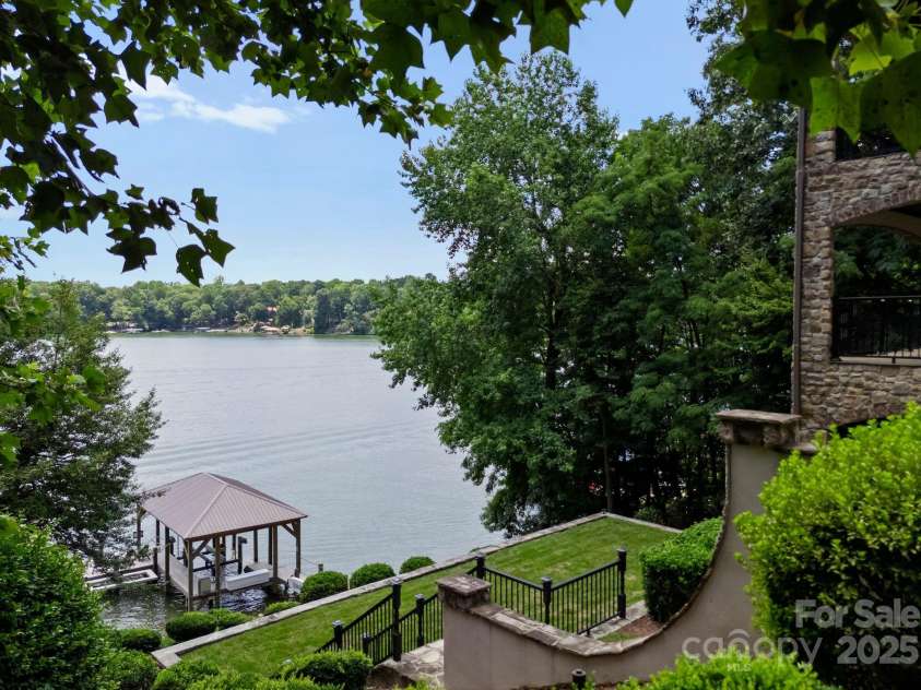 296 Windemere Isle Road, Statesville, NC 28677.  MLS# CAR4219833, YatesRealty ID 31003. 