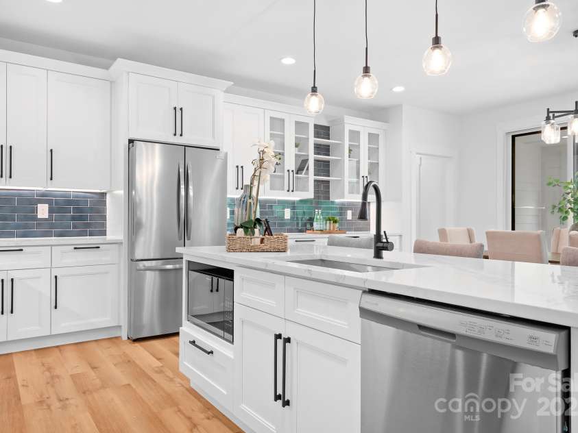 106 Arbor Drive, Waxhaw, NC 28173.  MLS# CAR4264071, YatesRealty ID 31005. 