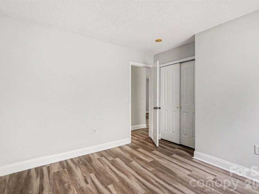 6010 Raisin Tree Lane, Charlotte, NC 28215.  MLS# CAR4394434, YatesRealty ID 31005. Bedroom 2