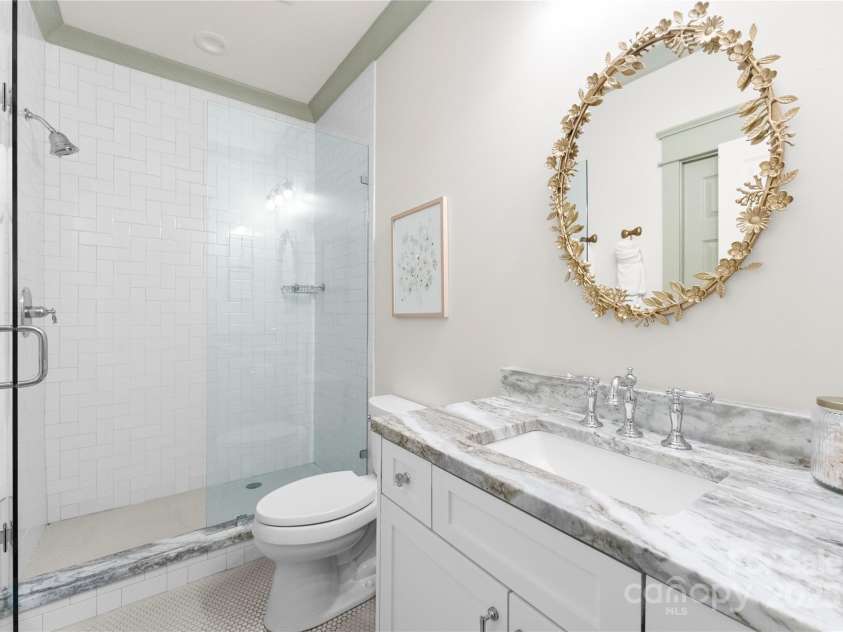 2941 Forest Park Drive, Charlotte, NC 28209.  MLS# CAR4265458, YatesRealty ID 31006. Full Hall Bath on 2nd level connects to adjacent bedroom currently used as a nursery.