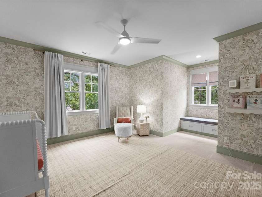 2941 Forest Park Drive, Charlotte, NC 28209.  MLS# CAR4265458, YatesRealty ID 31006. Lots of windows and light!