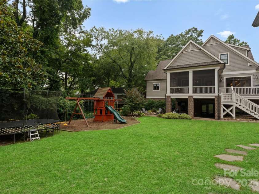 2941 Forest Park Drive, Charlotte, NC 28209.  MLS# CAR4265458, YatesRealty ID 31006. Rare to find this type of outdoor living in the Myers Park area!