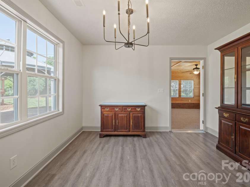 114 Glenwood Valley Drive, Harmony, NC 28634.  MLS# CAR4394401, YatesRealty ID 31007. 