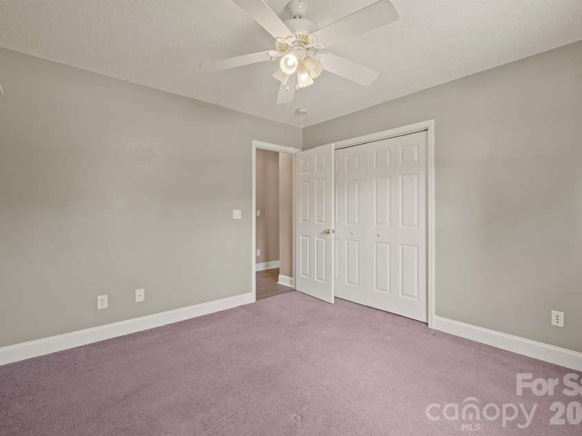 114 Glenwood Valley Drive, Harmony, NC 28634.  MLS# CAR4394401, YatesRealty ID 31007. 