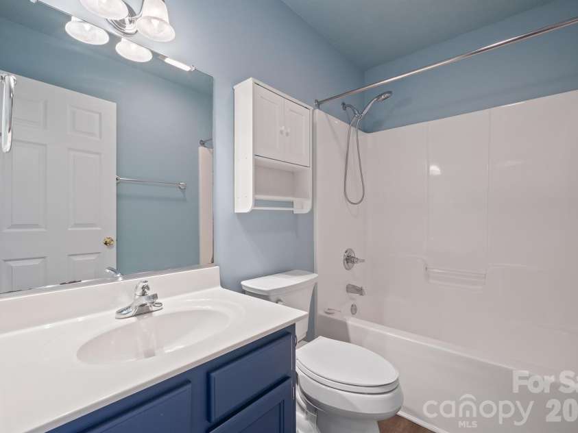114 Glenwood Valley Drive, Harmony, NC 28634.  MLS# CAR4394401, YatesRealty ID 31007. 