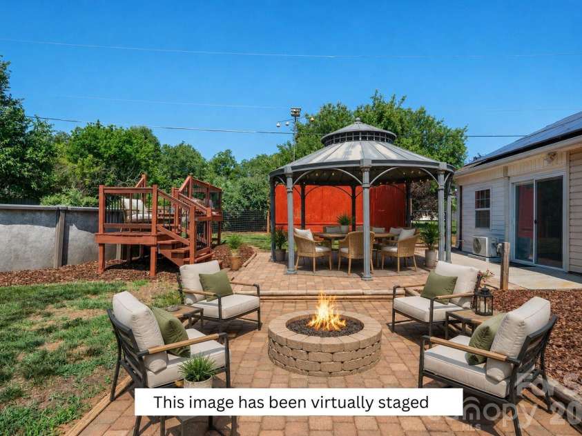 114 Glenwood Valley Drive, Harmony, NC 28634.  MLS# CAR4394401, YatesRealty ID 31007. 