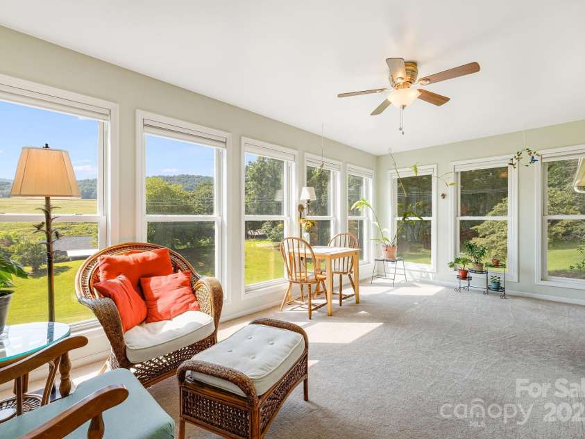 23 Sun Up Lane, Candler, NC 28715.  MLS# CAR4278167, YatesRealty ID 31008. 