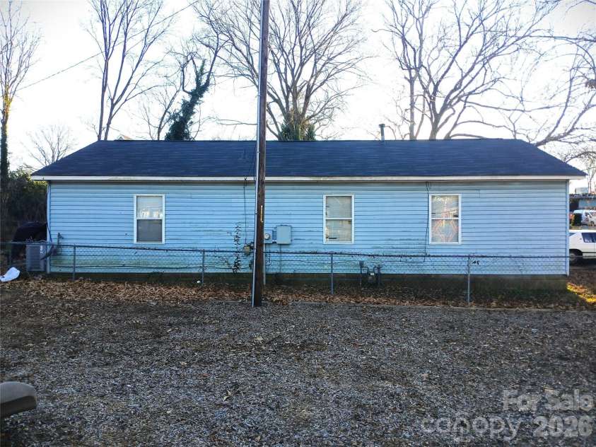 1116 Harrill Street, Charlotte, NC 28205.  MLS# CAR4335987, YatesRealty ID 3101. 
