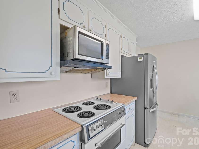 2153 Fork Drive, Morganton, NC 28655.  MLS# CAR4335855, YatesRealty ID 3101. 