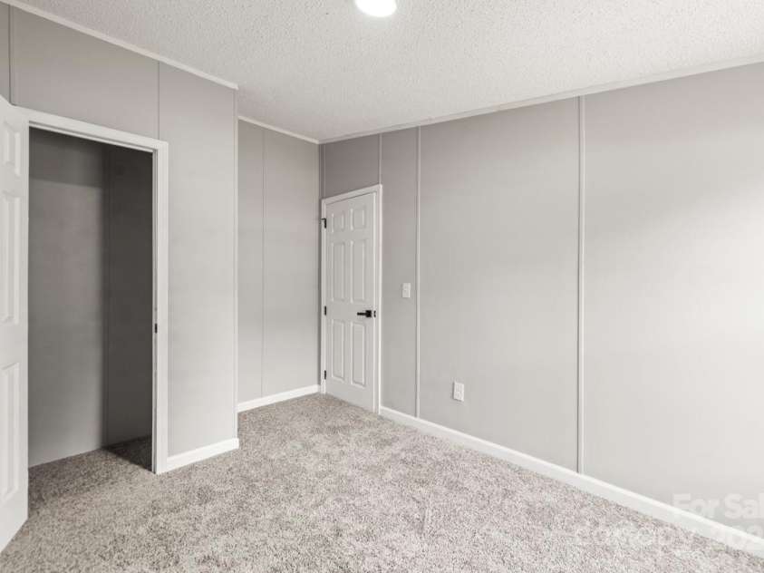 1133 Lynn Lane, Catawba, NC 28609.  MLS# CAR4275480, YatesRealty ID 31010. Closet in bedroom 3