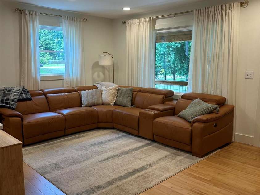 10 Oakwood Drive, Weaverville, NC 28787.  MLS# CAR4394704, YatesRealty ID 31011. 