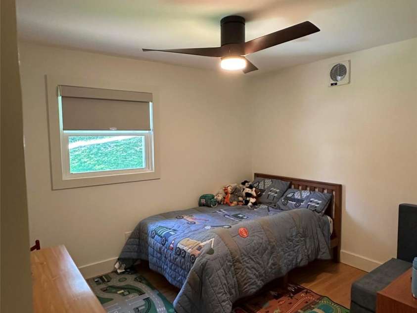 10 Oakwood Drive, Weaverville, NC 28787.  MLS# CAR4394704, YatesRealty ID 31011. 