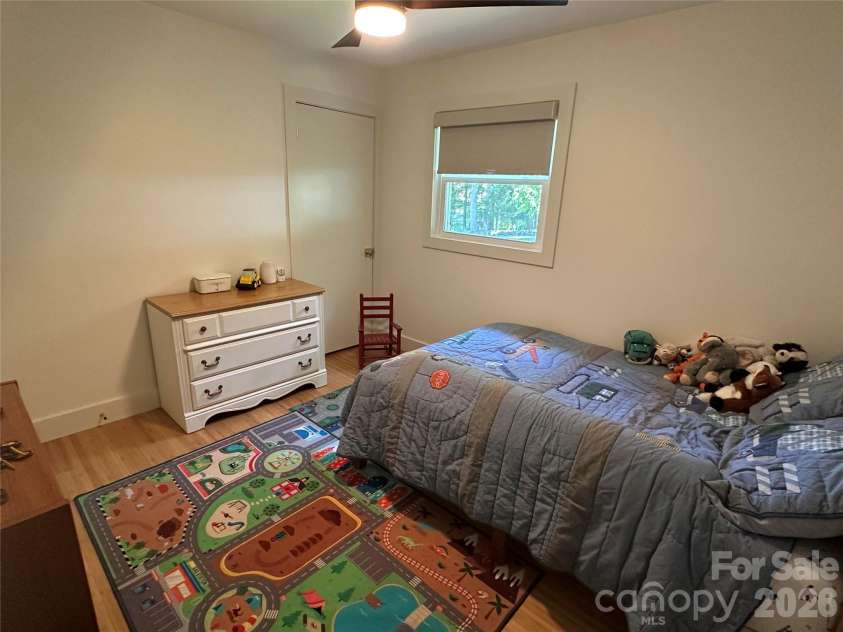 10 Oakwood Drive, Weaverville, NC 28787.  MLS# CAR4394704, YatesRealty ID 31011. 