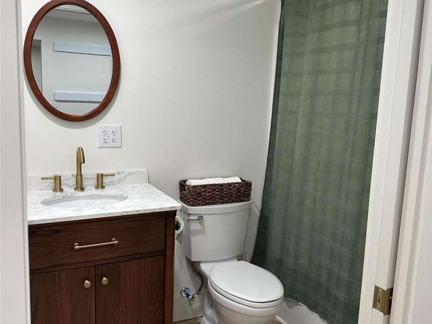 10 Oakwood Drive, Weaverville, NC 28787.  MLS# CAR4394704, YatesRealty ID 31011. 