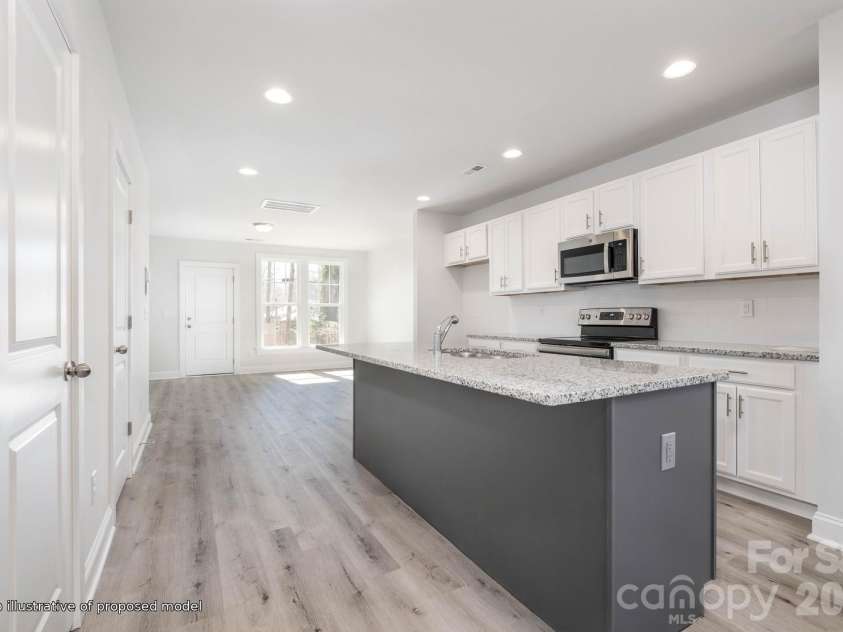 7014 Ware Road, Charlotte, NC 28212.  MLS# CAR4394661, YatesRealty ID 31012. 