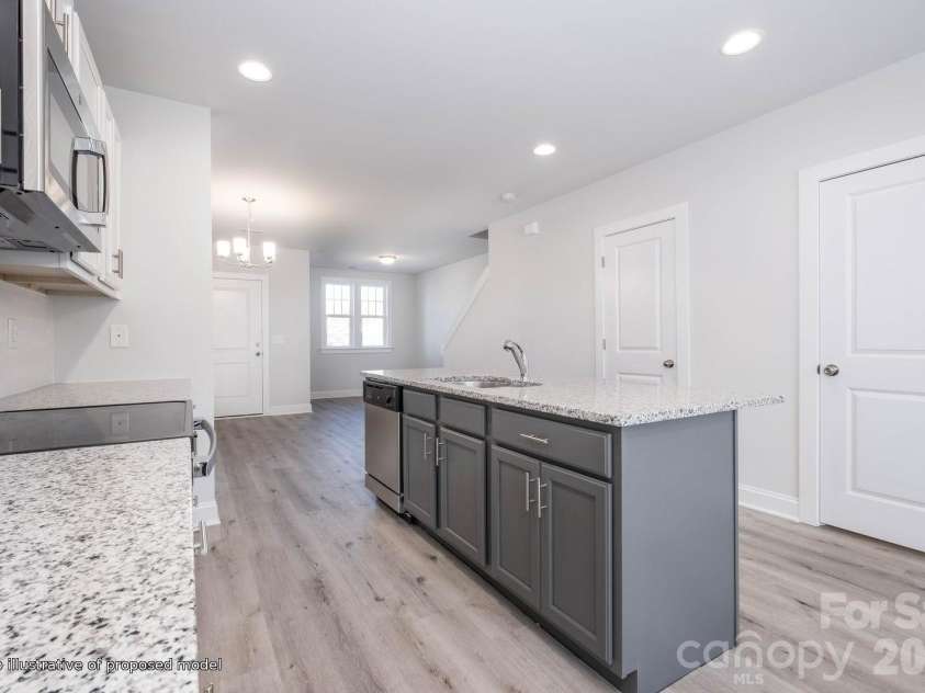 7014 Ware Road, Charlotte, NC 28212.  MLS# CAR4394661, YatesRealty ID 31012. 