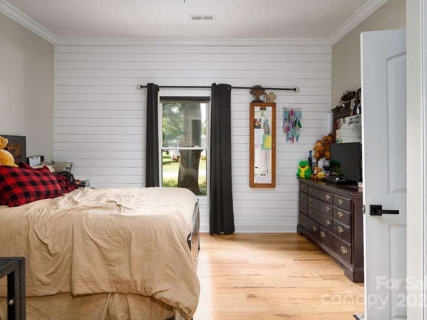 320 Carolina Avenue, Rockwell, NC 28138.  MLS# CAR4287330, YatesRealty ID 31013. 