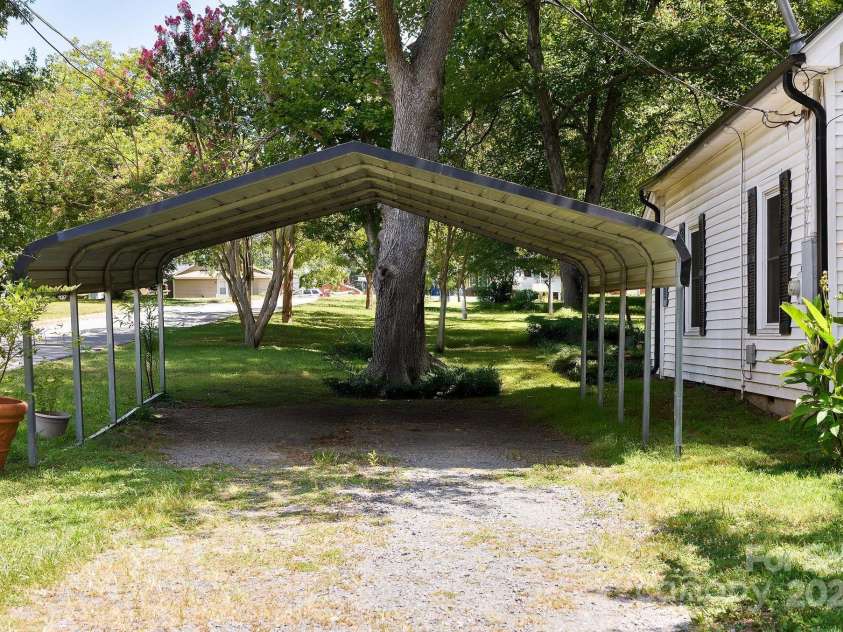 320 Carolina Avenue, Rockwell, NC 28138.  MLS# CAR4287330, YatesRealty ID 31013. 