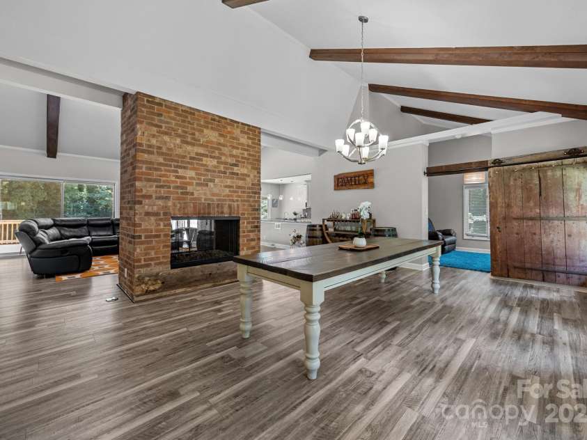 501 Fairway Drive, Fort Mill, SC 29715.  MLS# CAR4286093, YatesRealty ID 31014. 