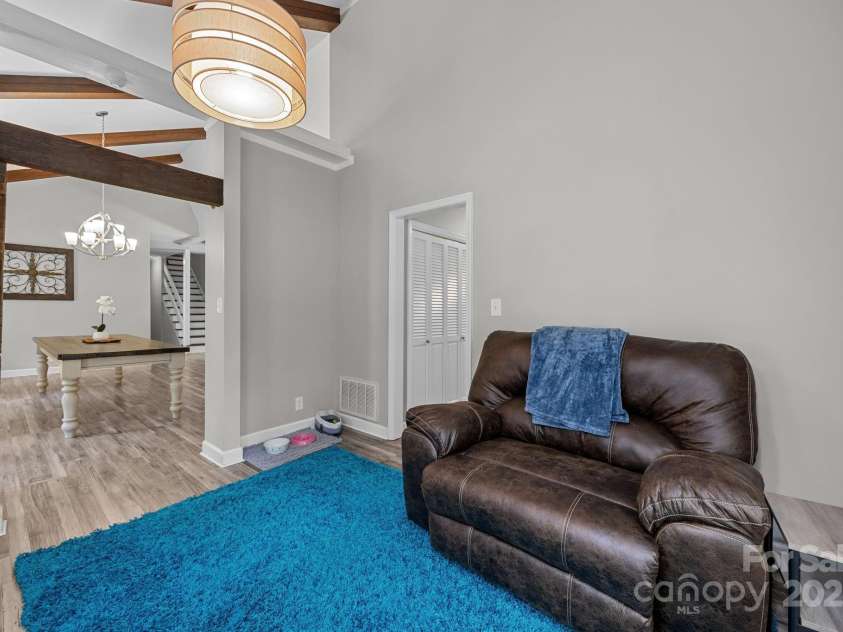 501 Fairway Drive, Fort Mill, SC 29715.  MLS# CAR4286093, YatesRealty ID 31014. 