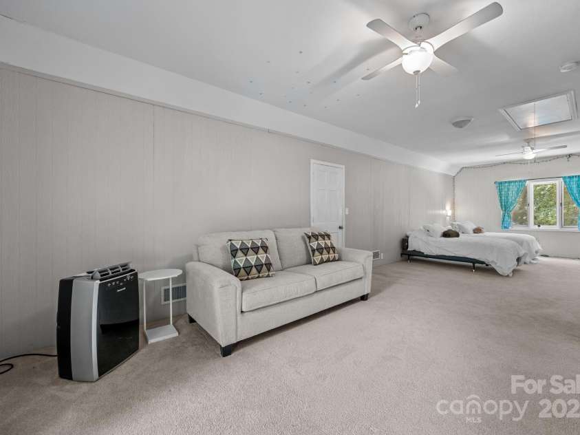501 Fairway Drive, Fort Mill, SC 29715.  MLS# CAR4286093, YatesRealty ID 31014. 
