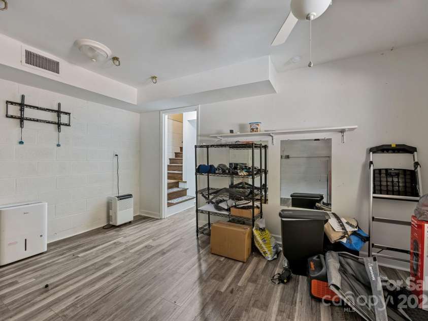 501 Fairway Drive, Fort Mill, SC 29715.  MLS# CAR4286093, YatesRealty ID 31014. 