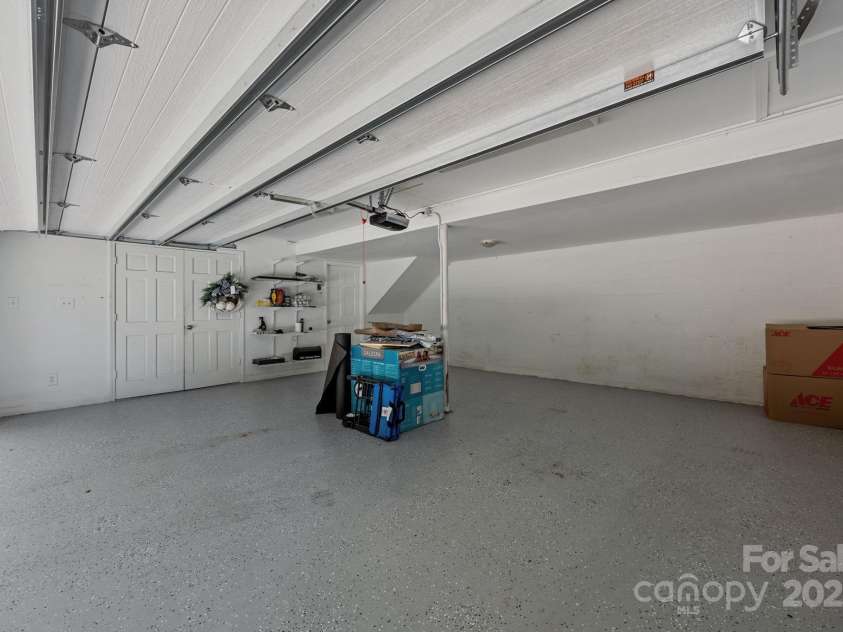 501 Fairway Drive, Fort Mill, SC 29715.  MLS# CAR4286093, YatesRealty ID 31014. 