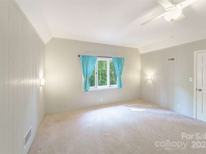 501 Fairway Drive, Fort Mill, SC 29715.  MLS# CAR4286093, YatesRealty ID 31014. 