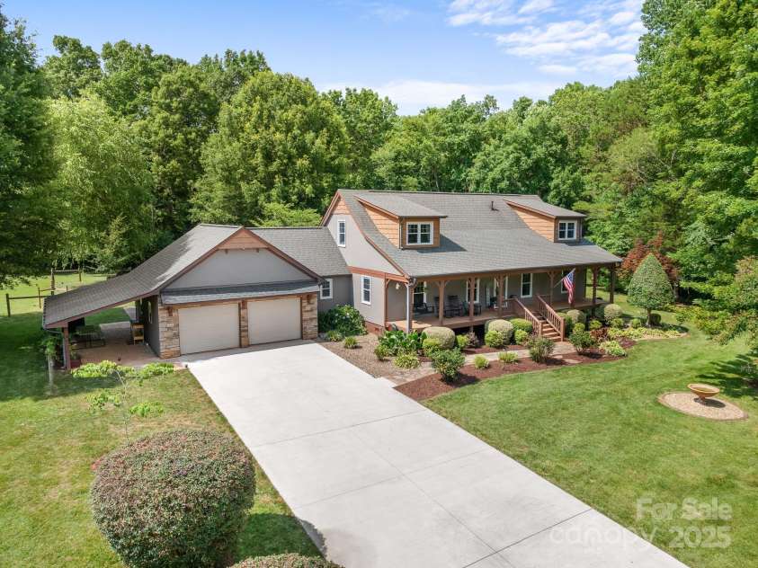 222 Oakhill Street, Iron Station, NC 28080.  MLS# CAR4276193, YatesRealty ID 31017. 