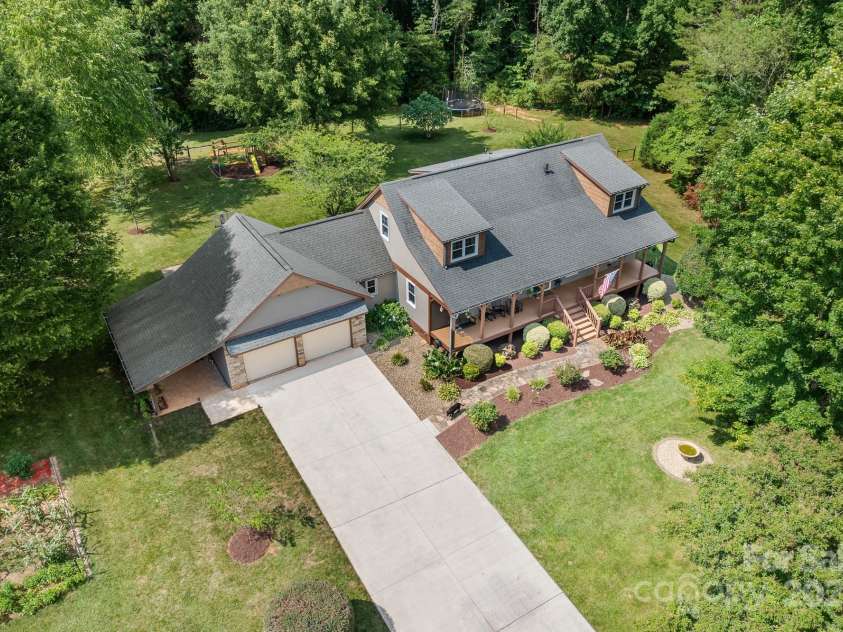 222 Oakhill Street, Iron Station, NC 28080.  MLS# CAR4276193, YatesRealty ID 31017. 