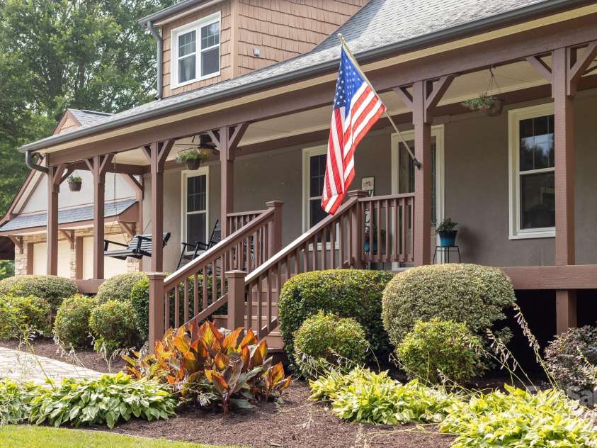 222 Oakhill Street, Iron Station, NC 28080.  MLS# CAR4276193, YatesRealty ID 31017. 