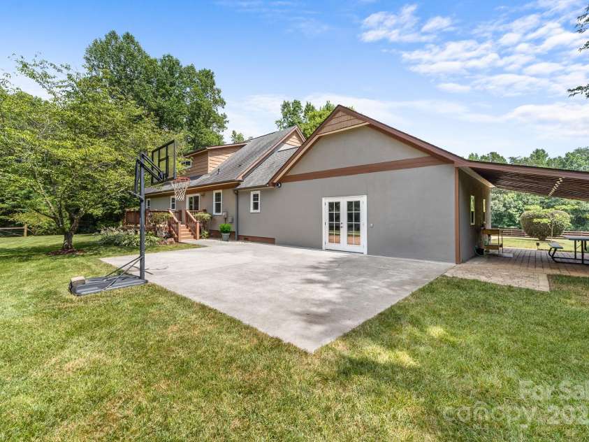 222 Oakhill Street, Iron Station, NC 28080.  MLS# CAR4276193, YatesRealty ID 31017. 