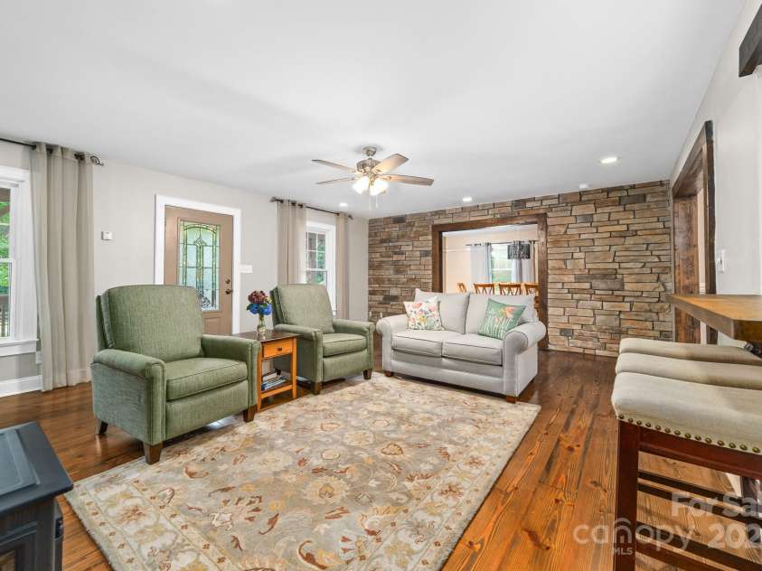 222 Oakhill Street, Iron Station, NC 28080.  MLS# CAR4276193, YatesRealty ID 31017. 