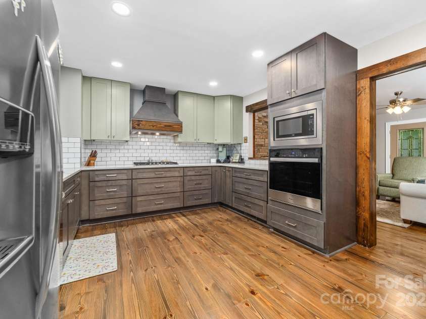 222 Oakhill Street, Iron Station, NC 28080.  MLS# CAR4276193, YatesRealty ID 31017. 