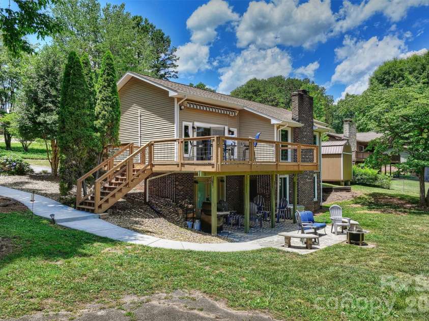 113 Skippers Cove Lane, Troutman, NC 28166.  MLS# CAR4393829, YatesRealty ID 31018. Aerial Side View