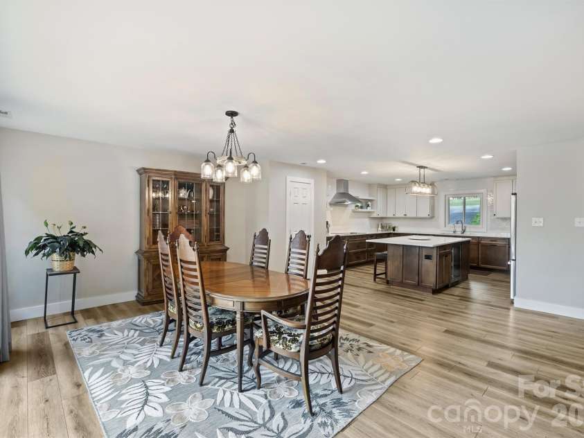 113 Skippers Cove Lane, Troutman, NC 28166.  MLS# CAR4393829, YatesRealty ID 31018. Dining Room & Kitchen