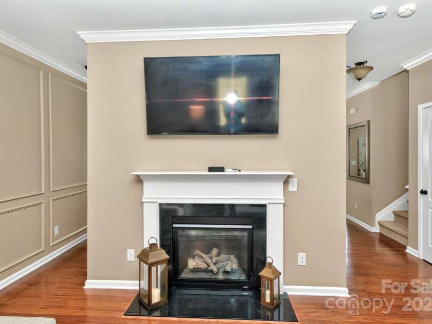14837 Dungannon Court, Charlotte, NC 28278.  MLS# CAR4254918, YatesRealty ID 31018. 